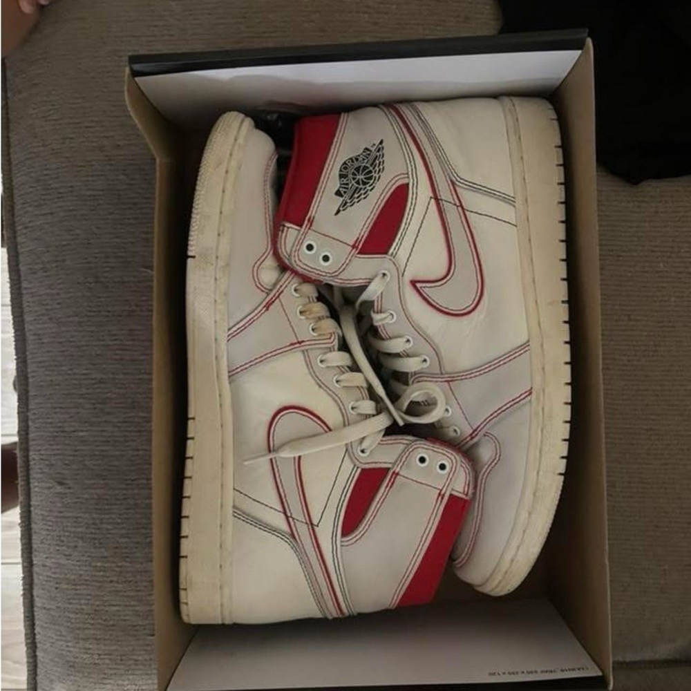 Air Jordan retro Nike Men's White and Red High-Top Sneakers